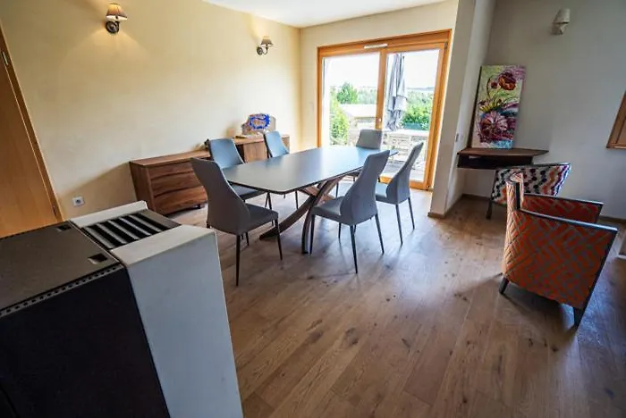 Des Courtans De Jeanne *